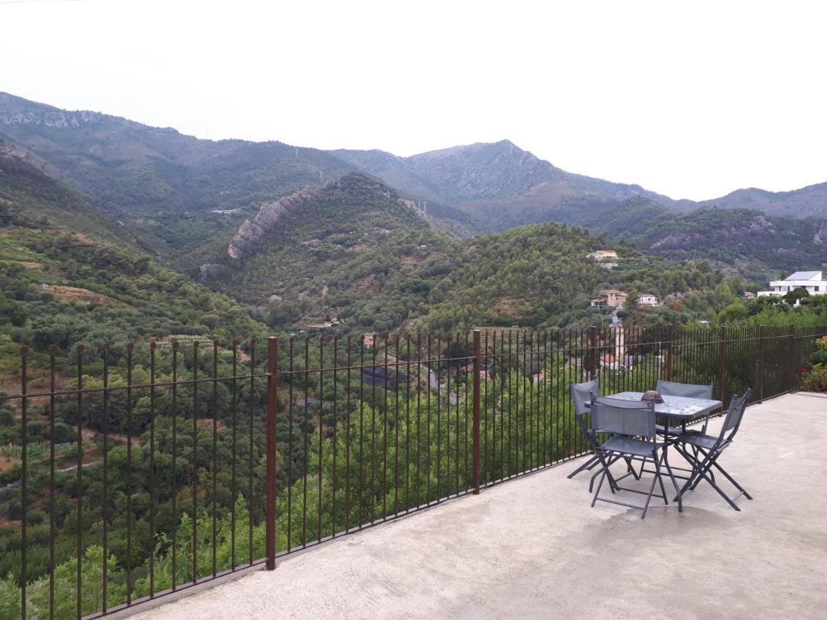 Il Casotto Del Nonno Apartman Ventimiglia Kültér fotó